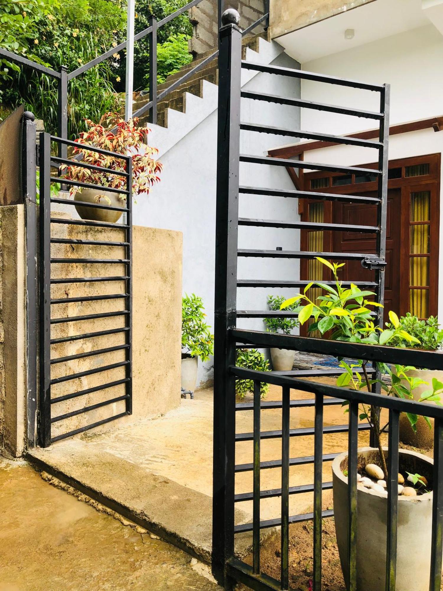 The Ten Stay Kandy Exterior foto